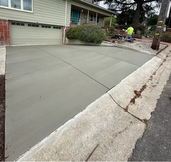 Concrete driveway installation in Grapevine TX